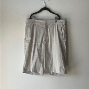 Nike Men's Cream Golf Shorts